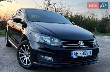 Седан Volkswagen Polo 2016 в Кривому Розі