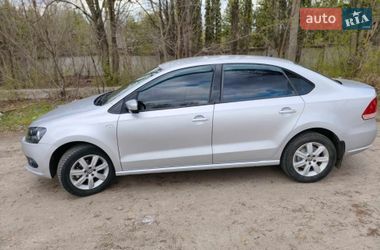 Седан Volkswagen Polo 2011 в Прилуках
