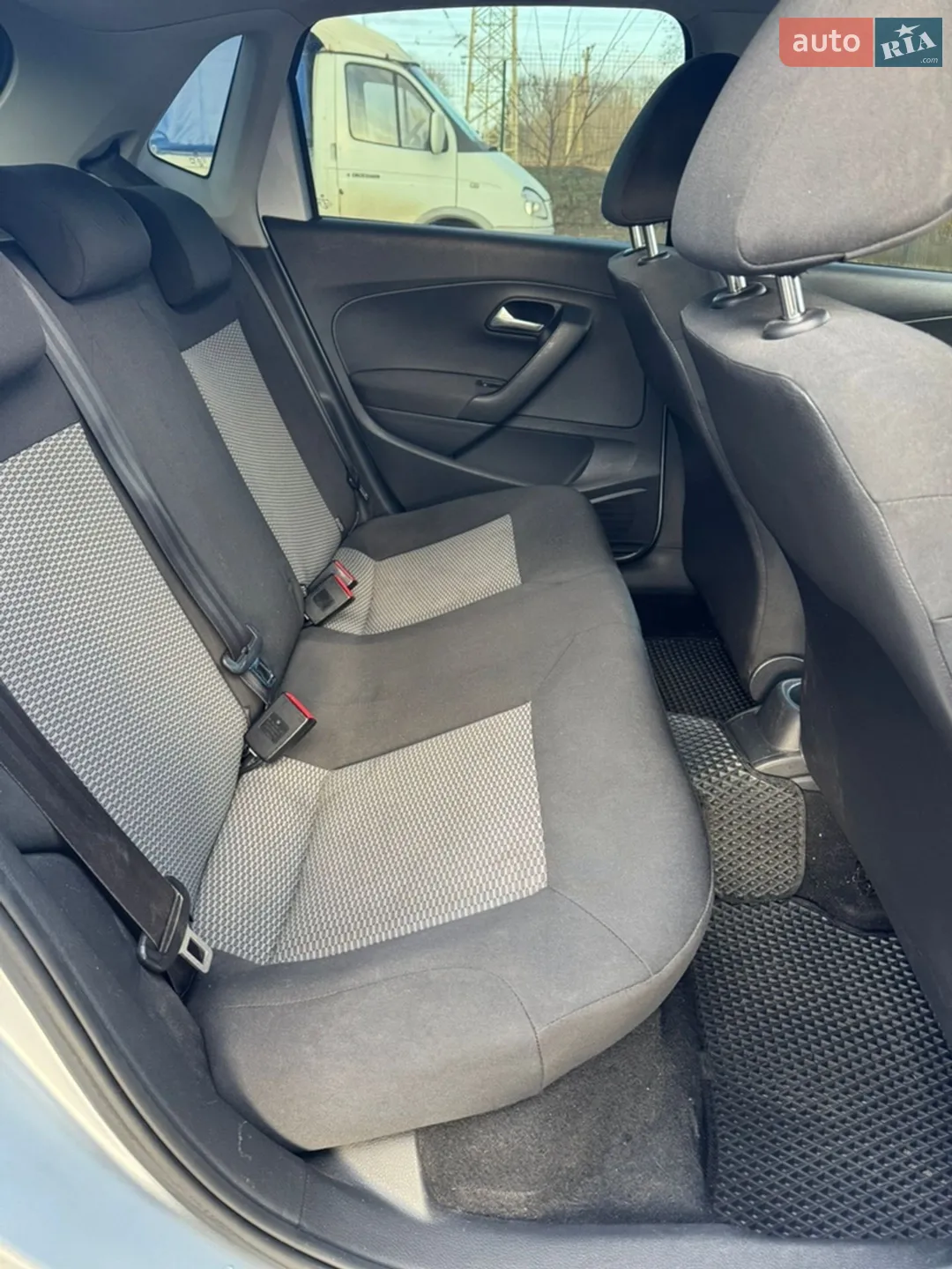 2010 Volkswagen Polo - мініатюра 9