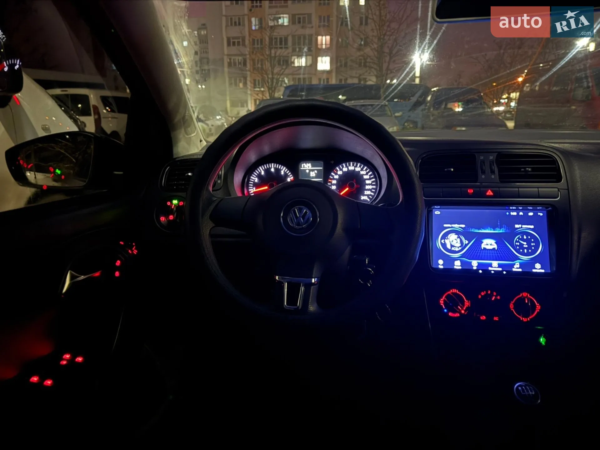 2010 Volkswagen Polo - мініатюра 24