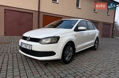 Седан Volkswagen Polo 2011 в Ивано-Франковске