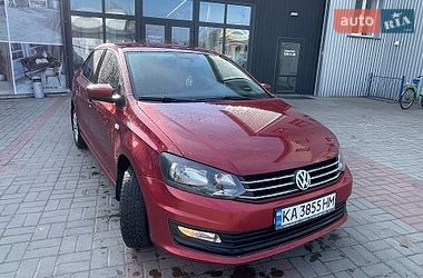 Седан Volkswagen Polo 2015 в Прилуках
