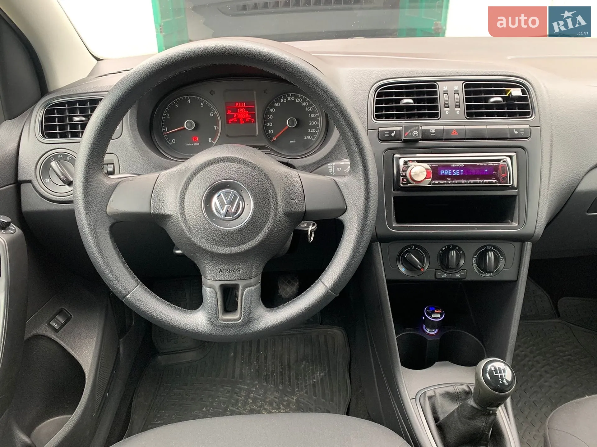 2012 Volkswagen Polo - мініатюра 9