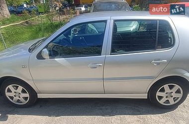 Хетчбек Volkswagen Polo 2000 в Києві