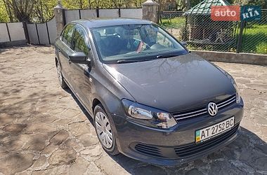 Седан Volkswagen Polo 2011 в Надвірній