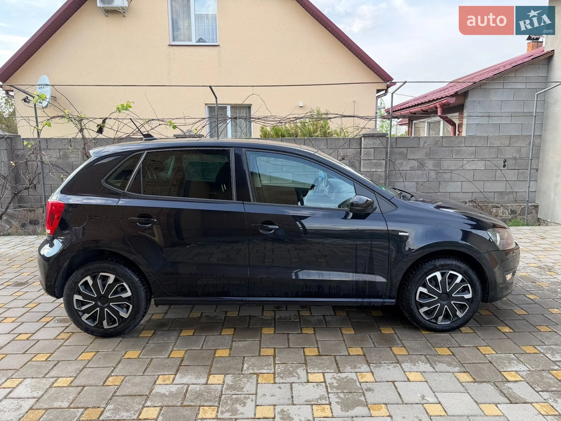 2013 Volkswagen Polo - мініатюра 28