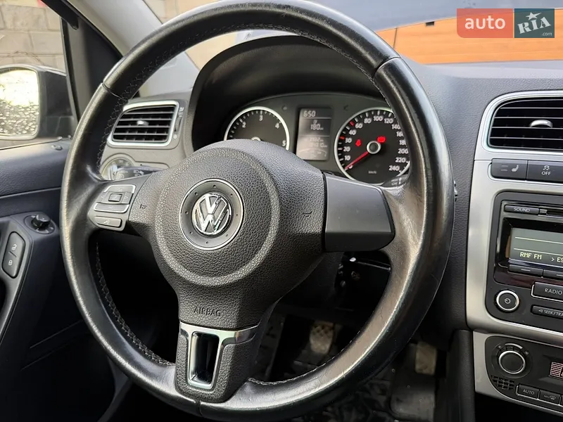 Volkswagen Polo 2013 VIN WVWZZZ6RZDY256119 фото оголошення 32 з 66