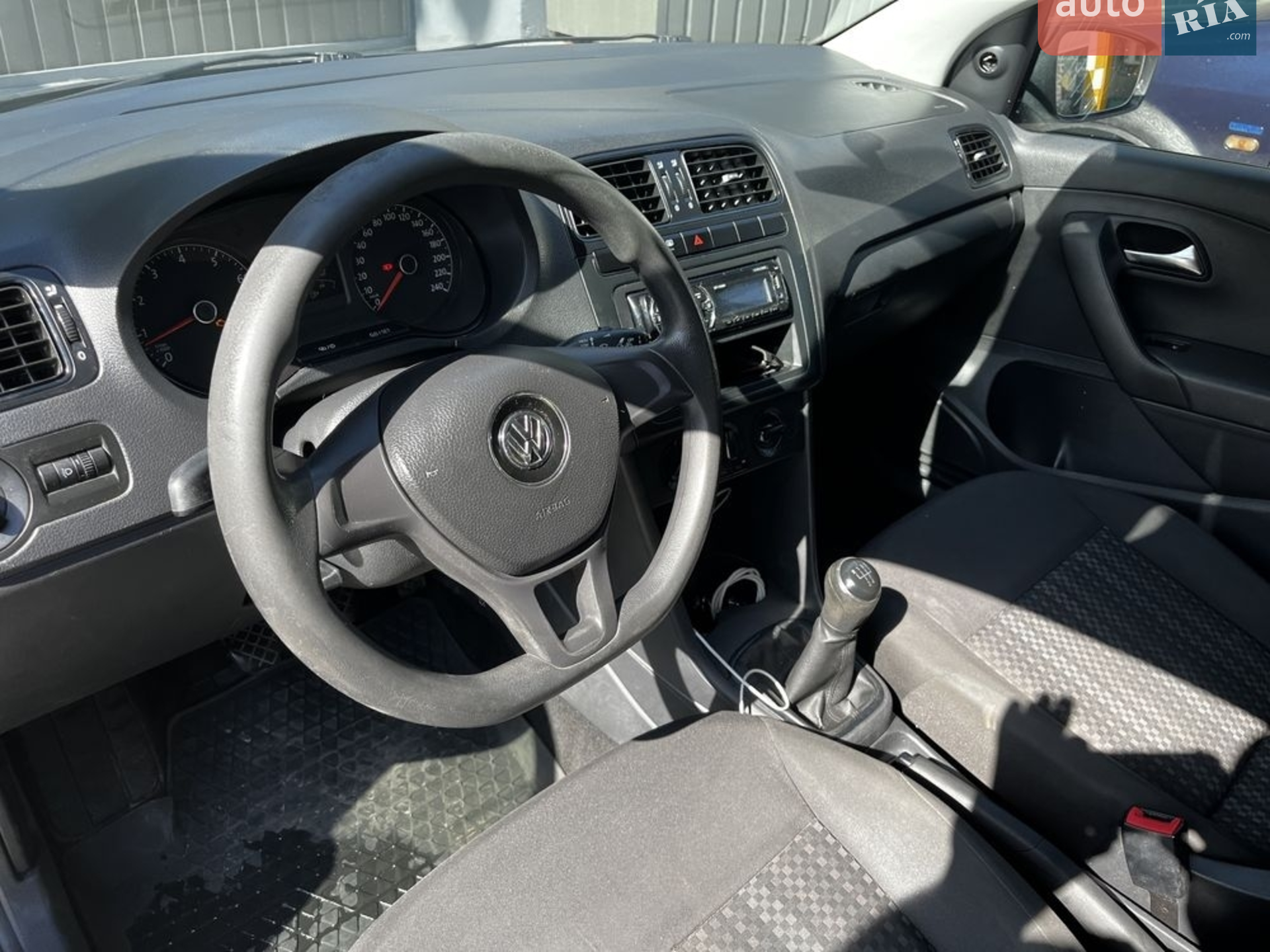 2016 Volkswagen Polo - мініатюра 4