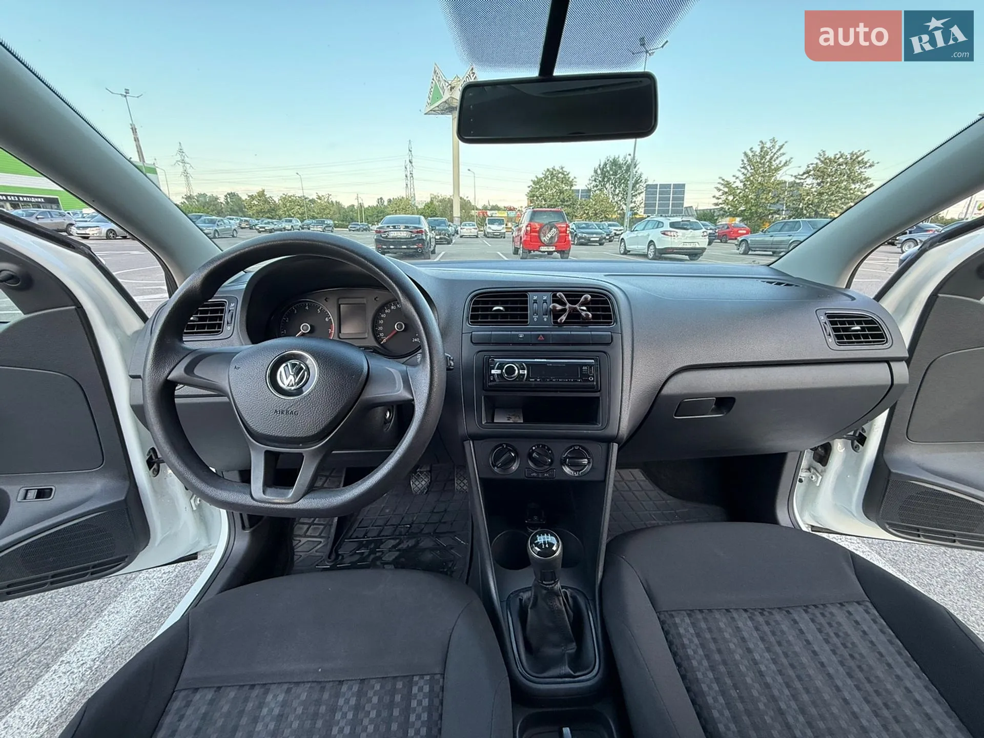 2017 Volkswagen Polo - мініатюра 13