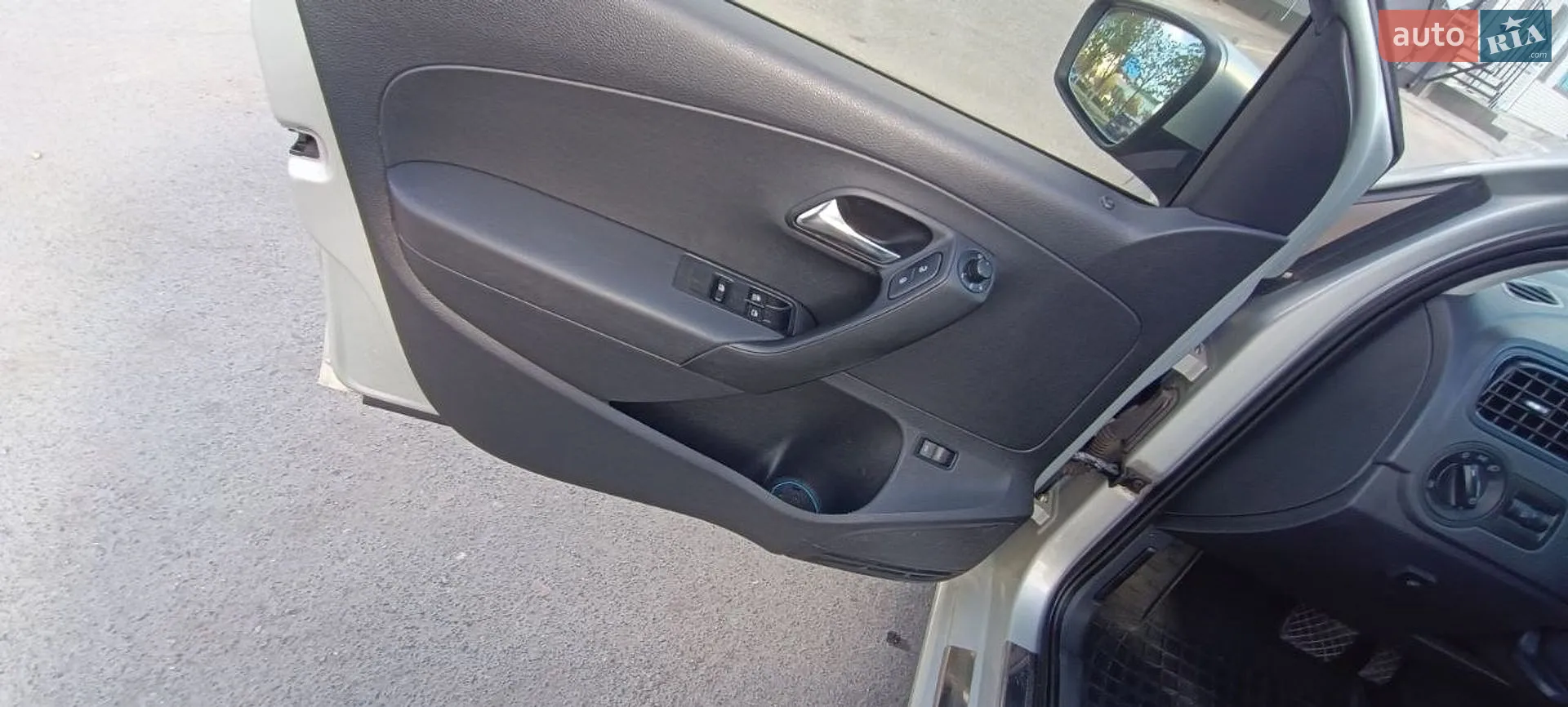 2012 Volkswagen Polo - мініатюра 13