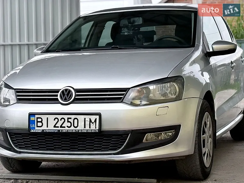 Volkswagen Polo 2011 VIN XW8ZZZ61ZCG027646 фото оголошення 46 з 82