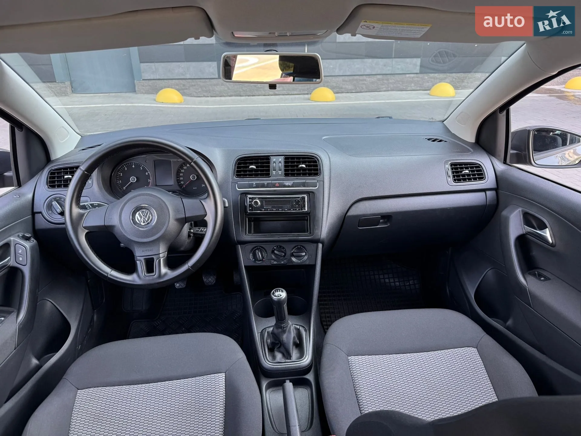 2010 Volkswagen Polo - мініатюра 13