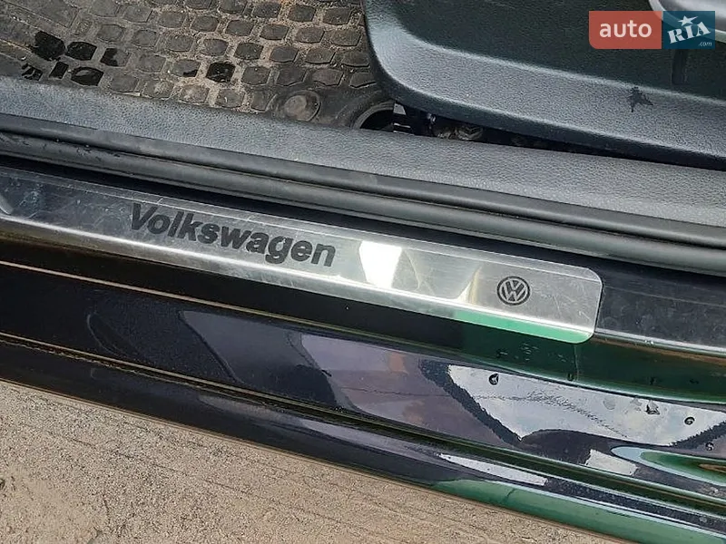 Volkswagen Polo 2011 VIN XW8ZZZ61ZCG027646 фото оголошення 16 з 82