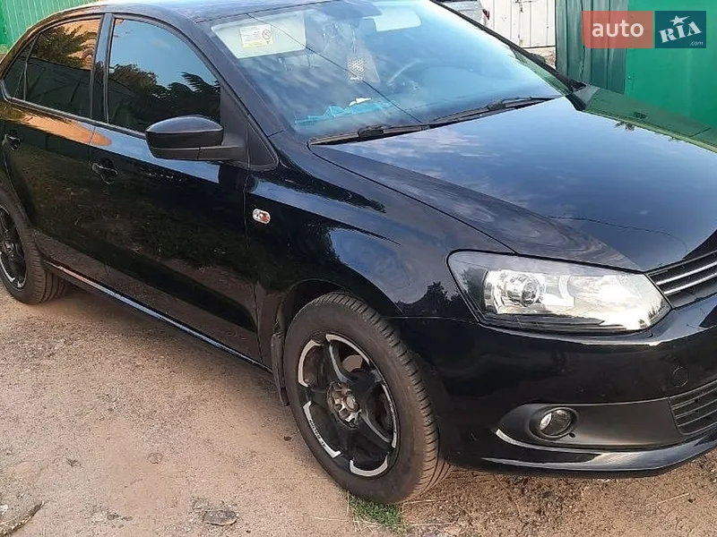 Volkswagen Polo 2011 VIN XW8ZZZ61ZCG027646 фото оголошення 4 з 82