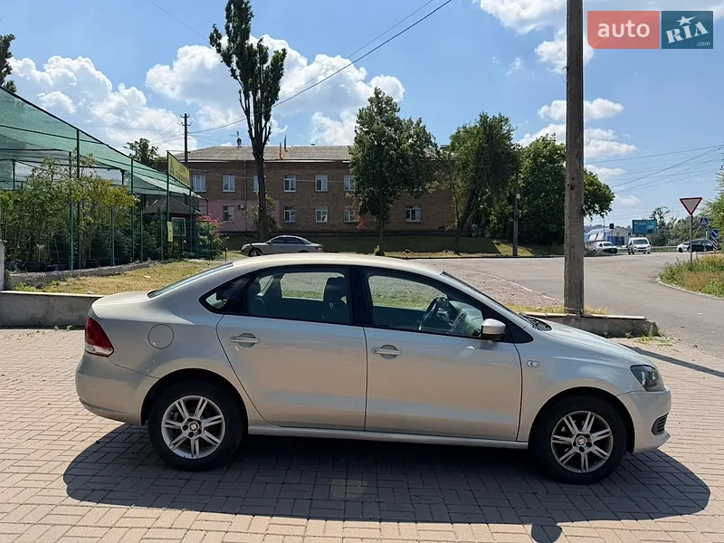 Volkswagen Polo 2013 VIN XW8ZZZ61ZCG066287 фото оголошення 7 з 51