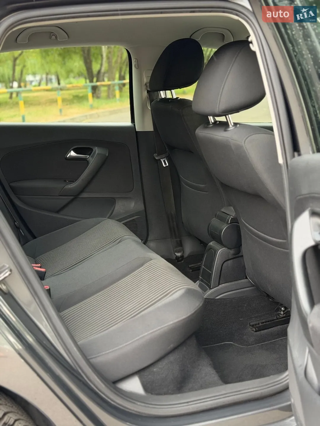2010 Volkswagen Polo - мініатюра 17