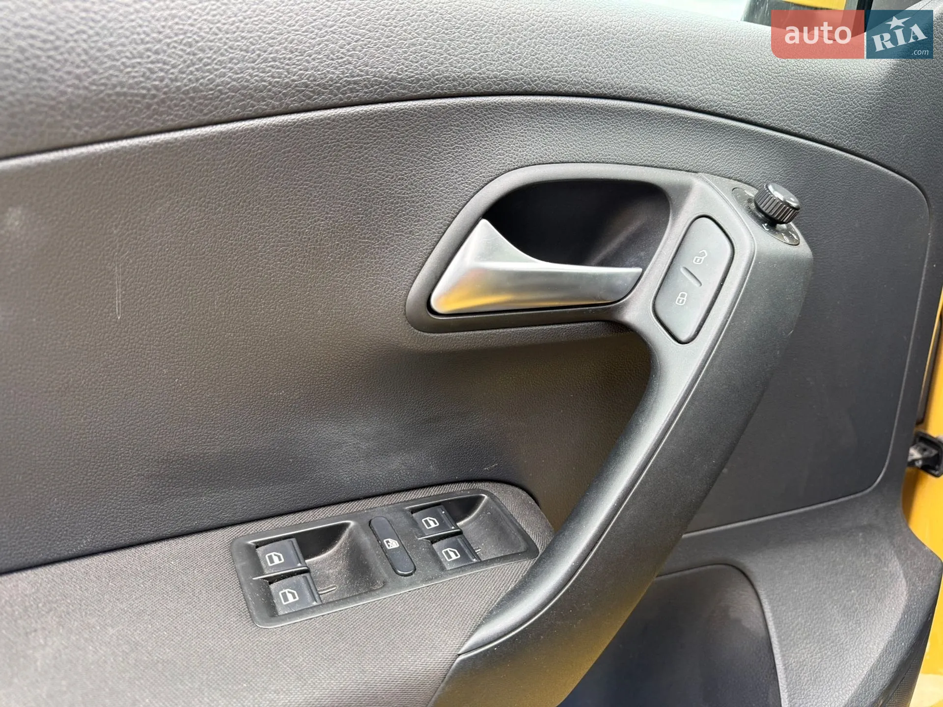 2010 Volkswagen Polo - мініатюра 8