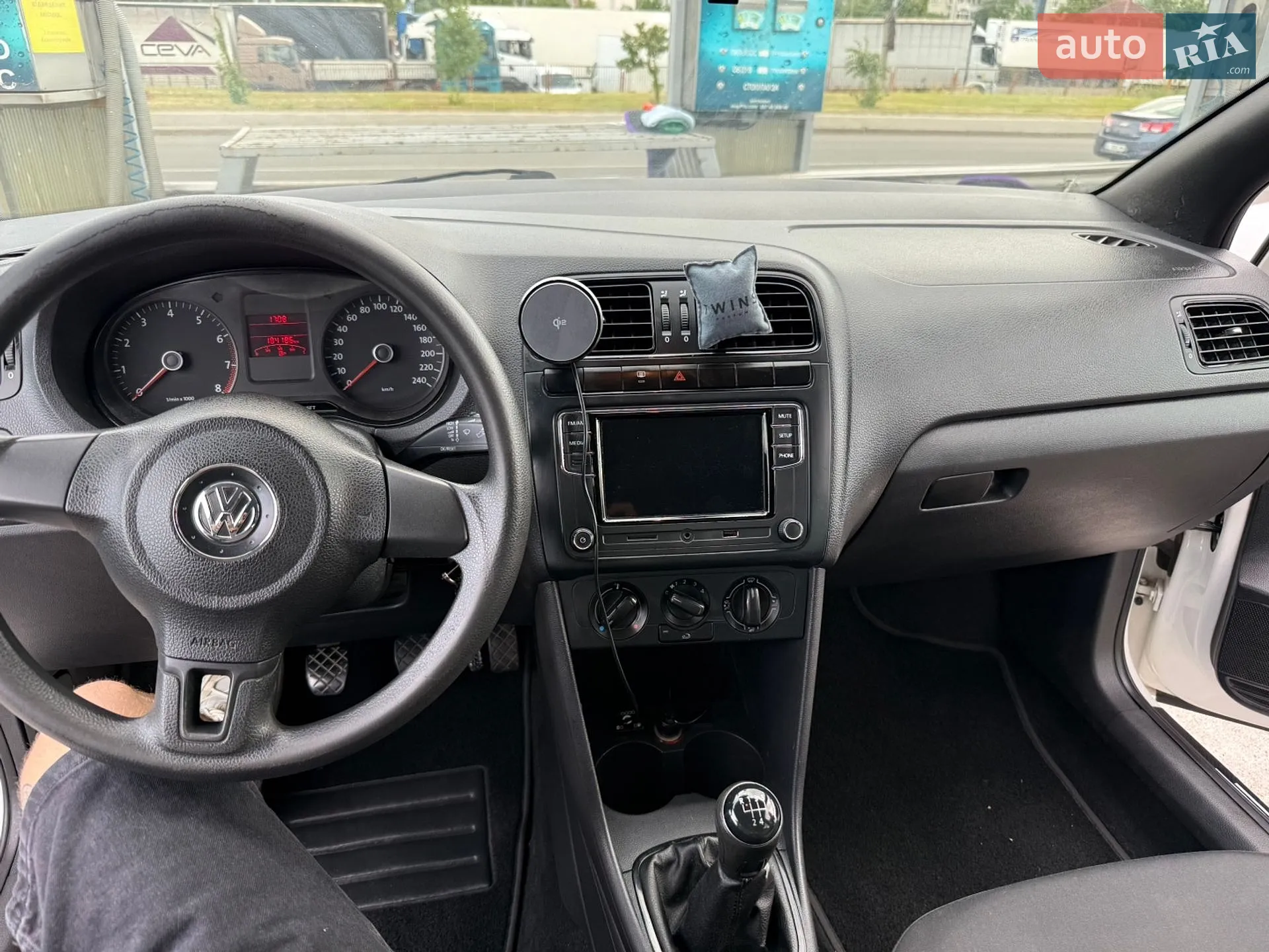2012 Volkswagen Polo - мініатюра 10
