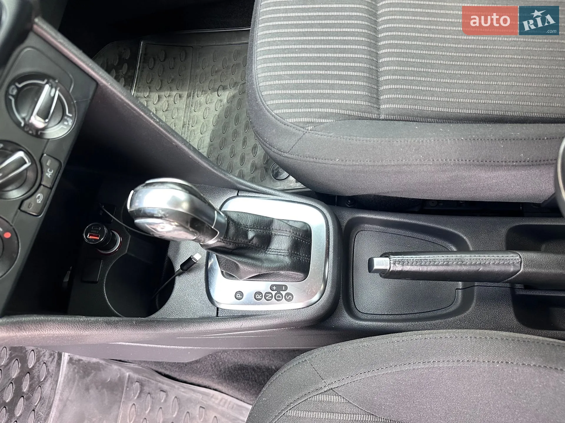 2017 Volkswagen Polo - мініатюра 22