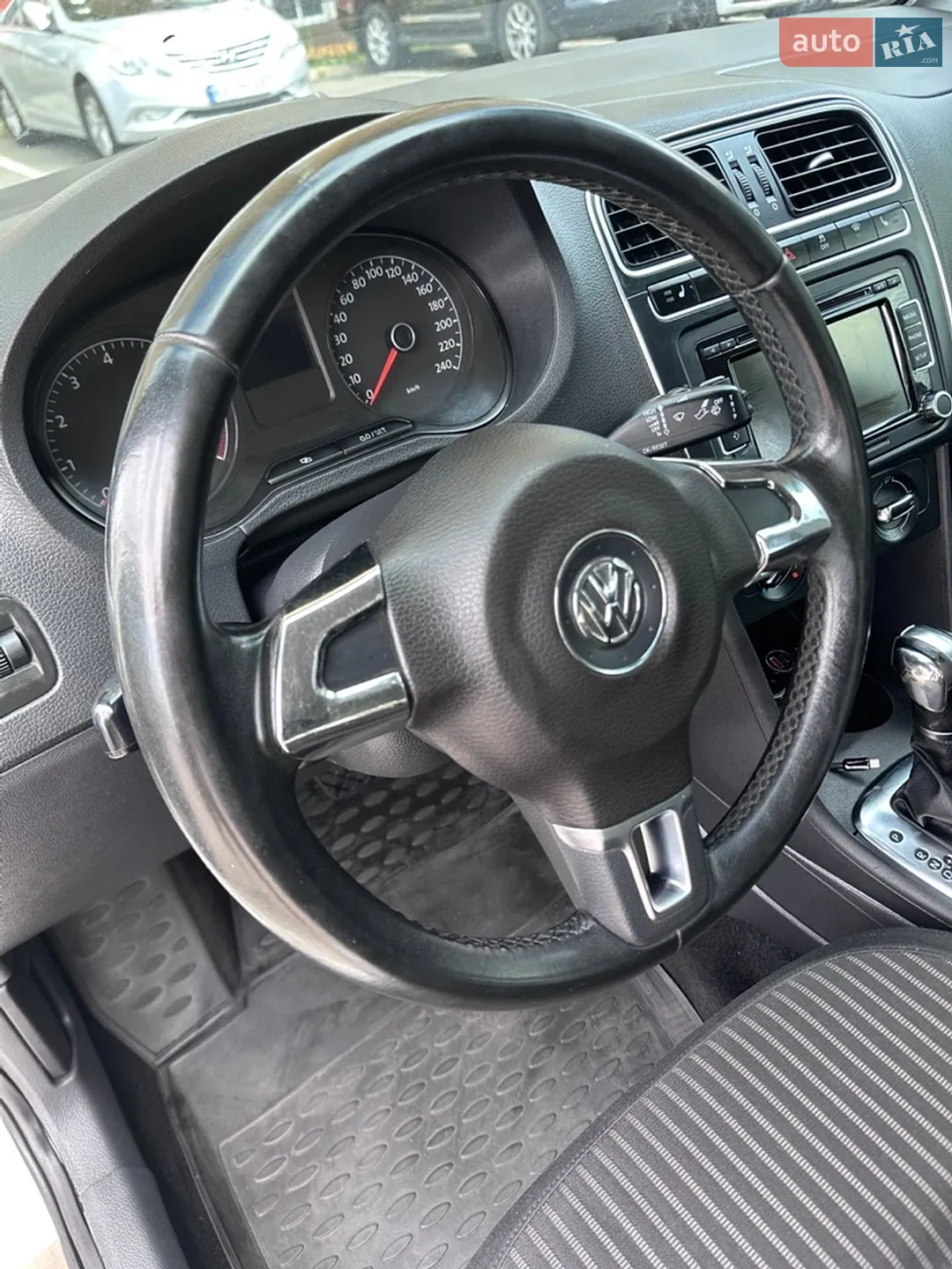 2017 Volkswagen Polo - мініатюра 28