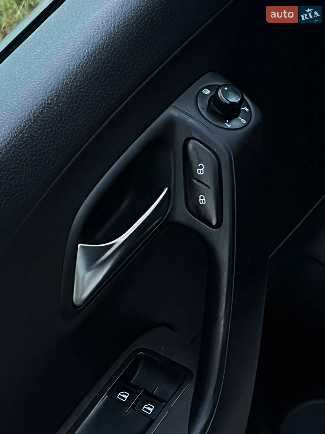 2011 Volkswagen Polo - мініатюра 11