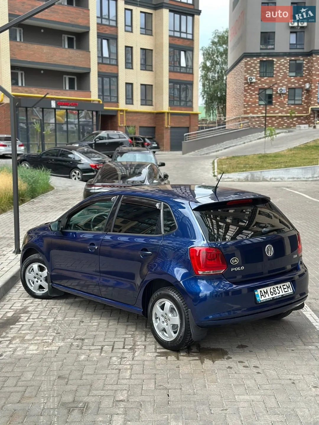 2010 Volkswagen Polo - мініатюра 3