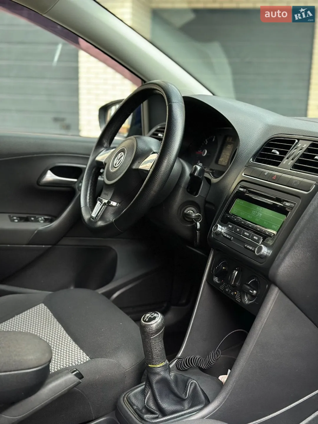 2010 Volkswagen Polo - мініатюра 8