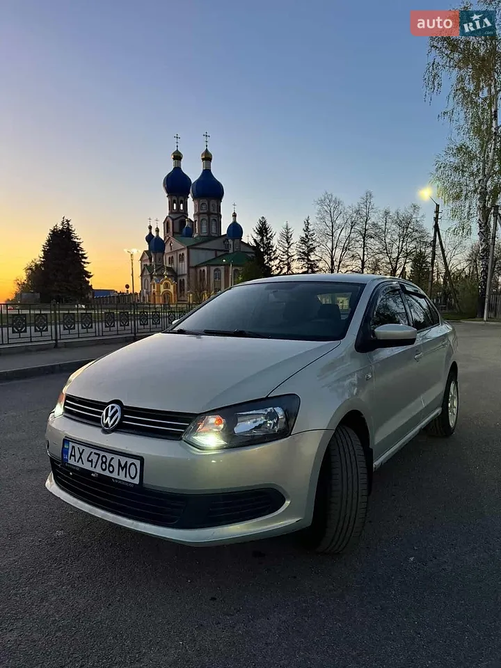 2012 Volkswagen Polo - мініатюра 22