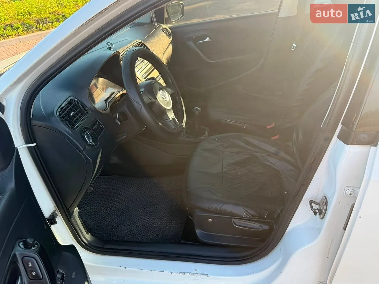 2013 Volkswagen Polo - мініатюра 9