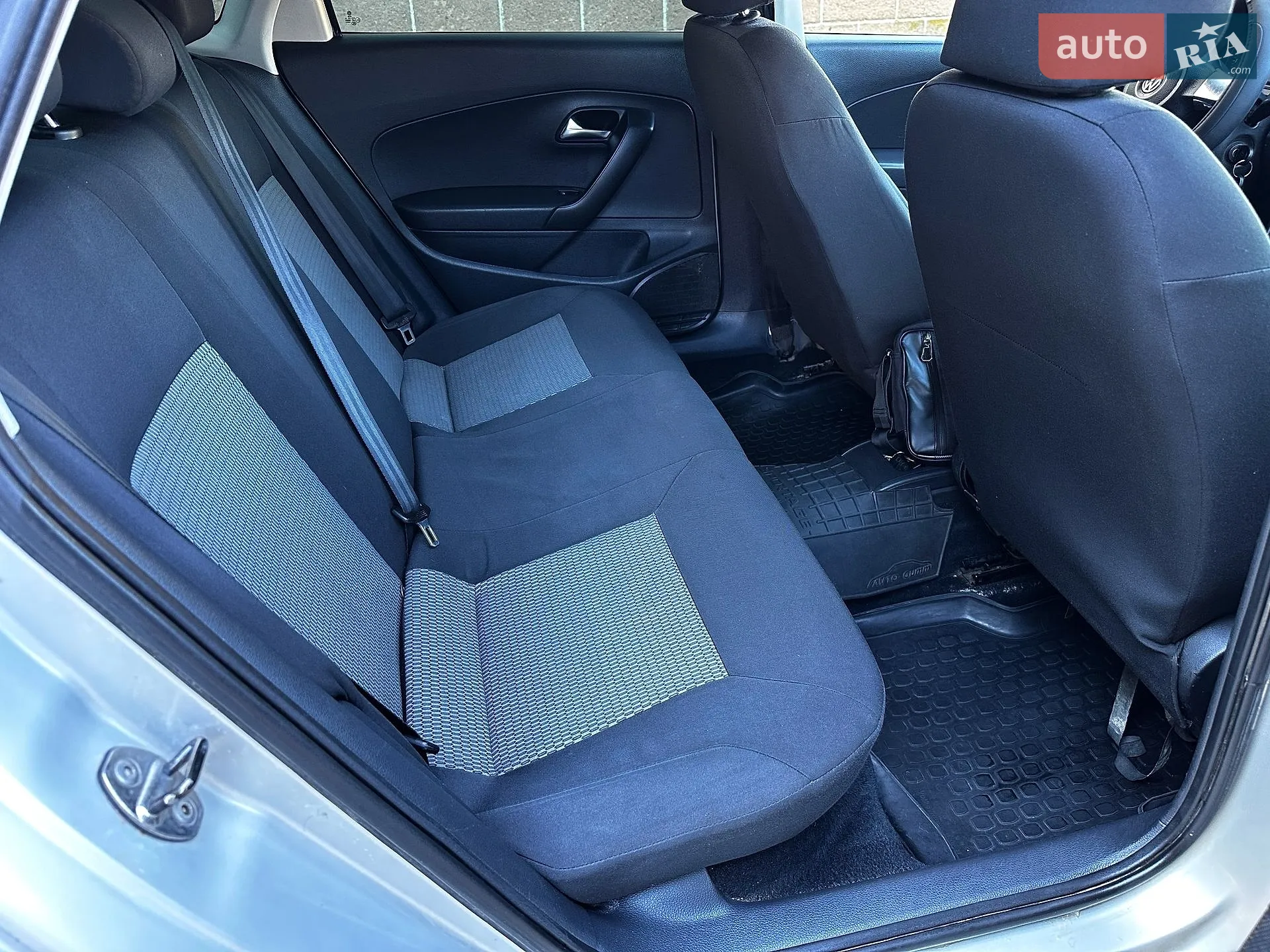 2011 Volkswagen Polo - мініатюра 12