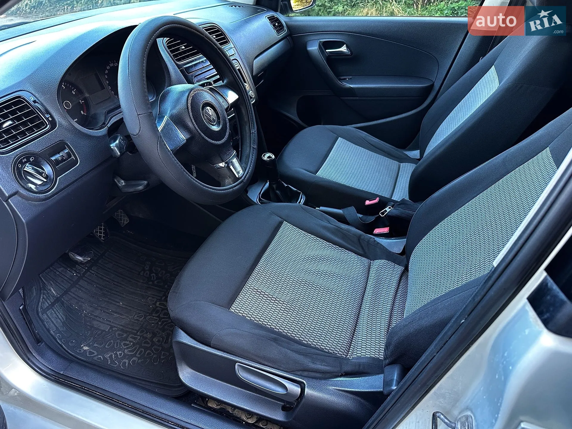 2011 Volkswagen Polo - мініатюра 11