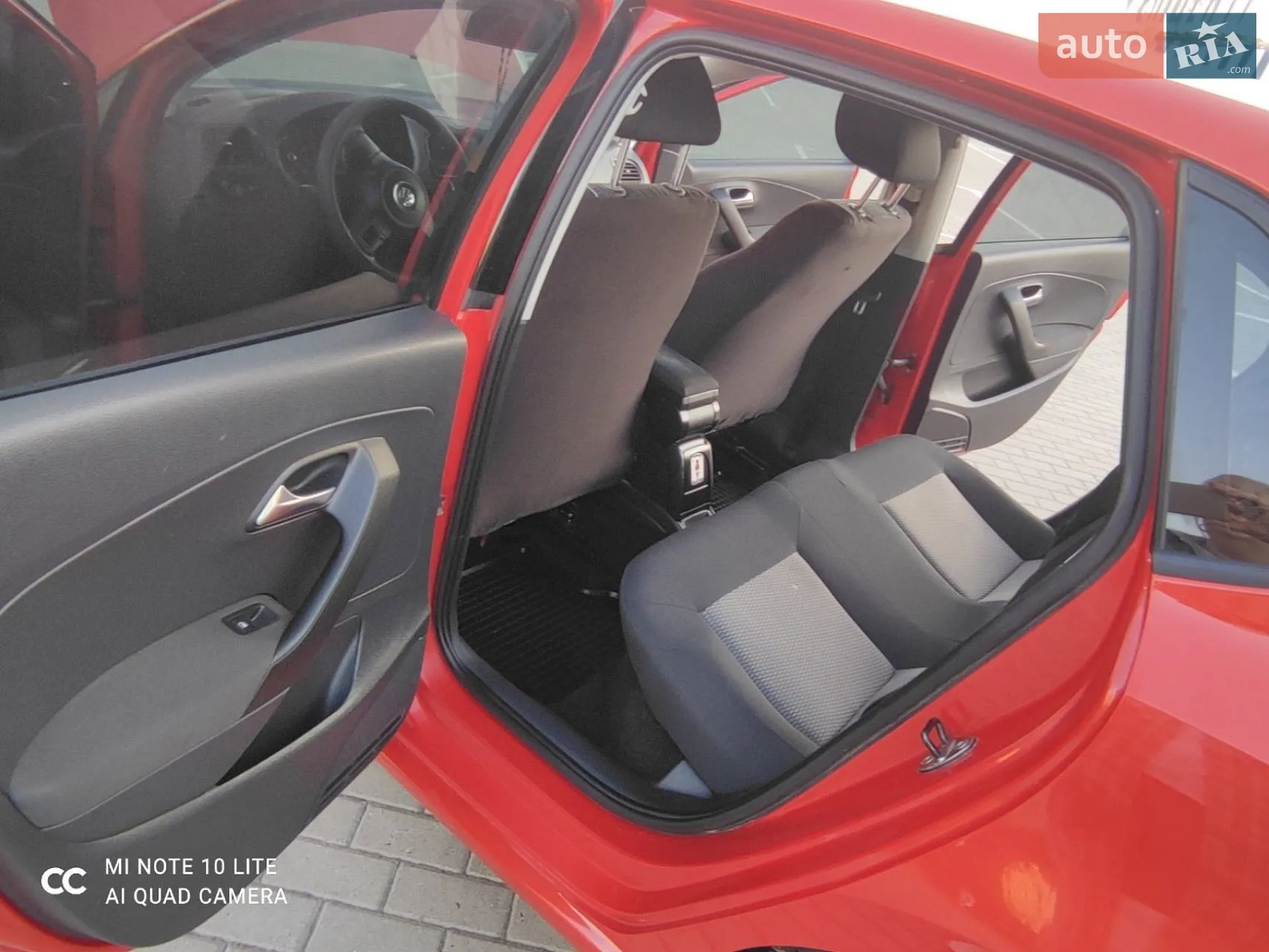 2010 Volkswagen Polo - мініатюра 15
