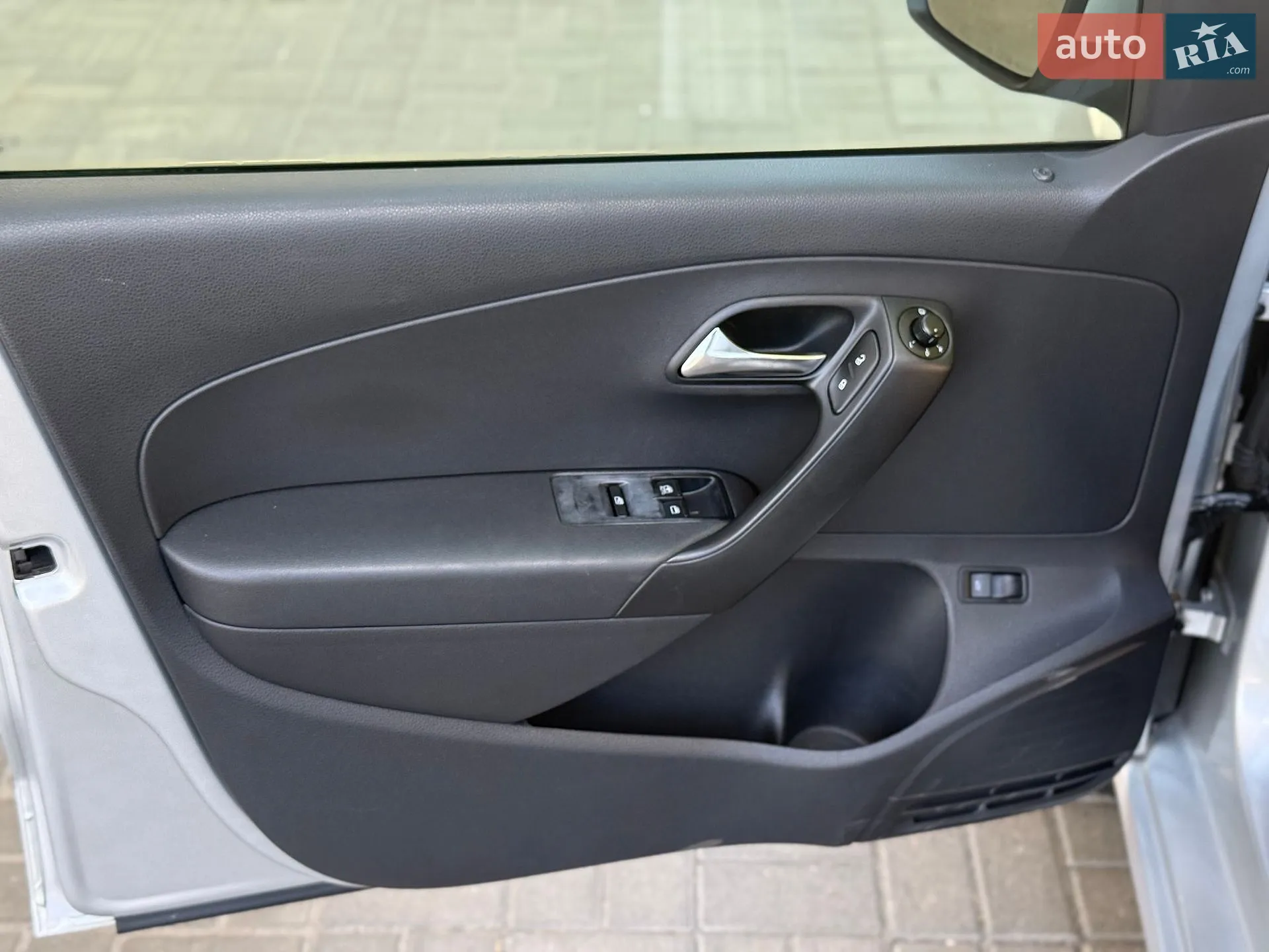 2012 Volkswagen Polo - мініатюра 12