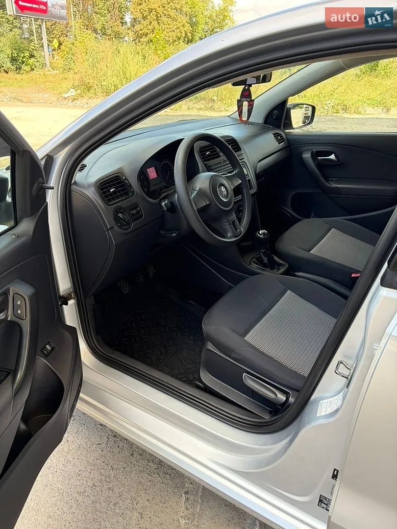 2012 Volkswagen Polo - мініатюра 13