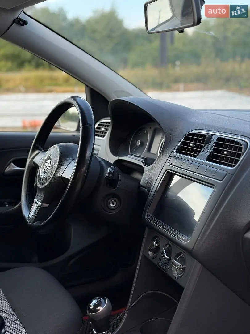 2012 Volkswagen Polo - мініатюра 16