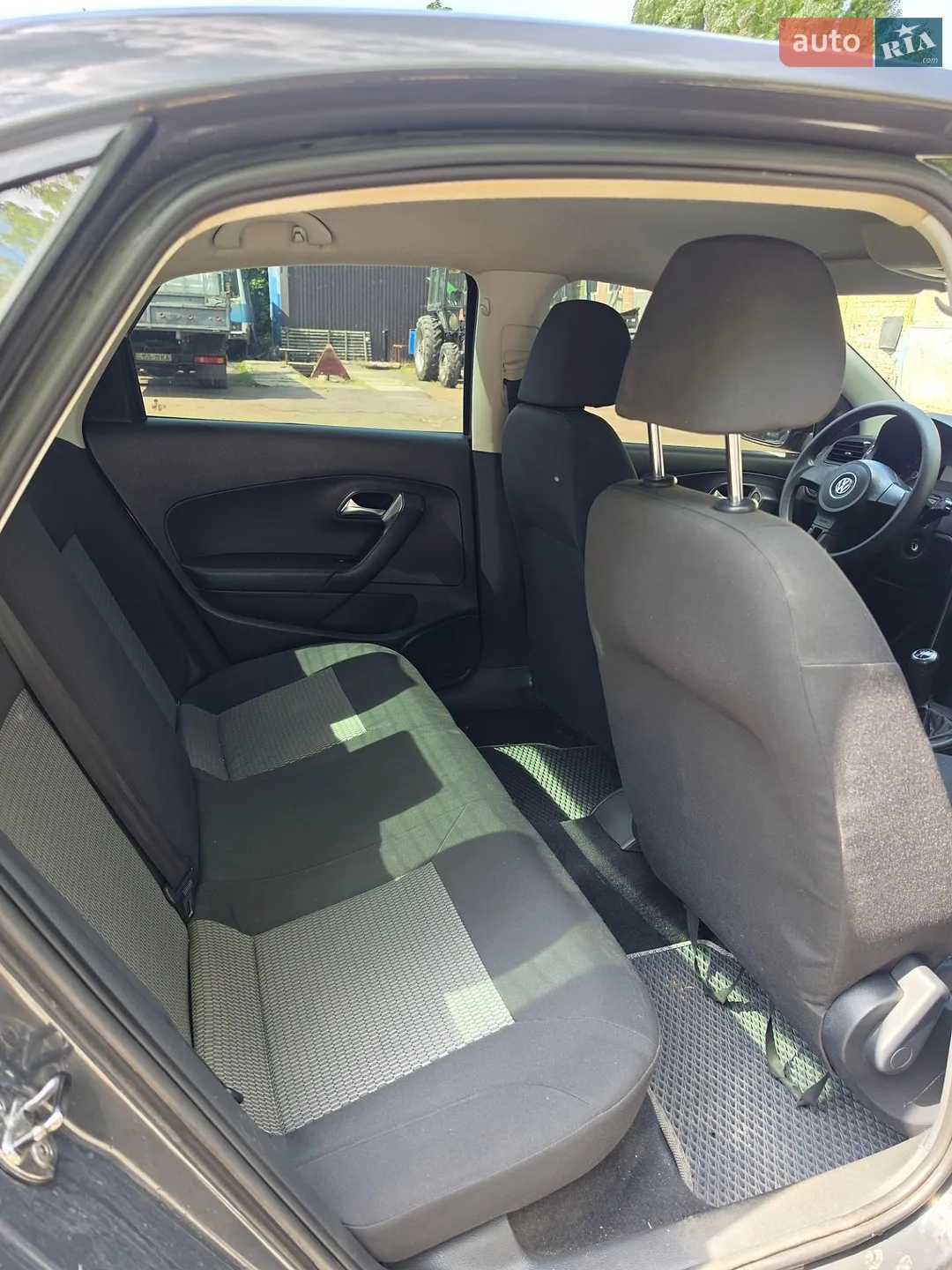 2011 Volkswagen Polo - мініатюра 16