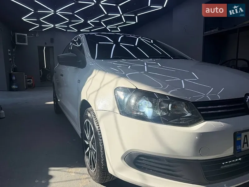 Volkswagen Polo 2013