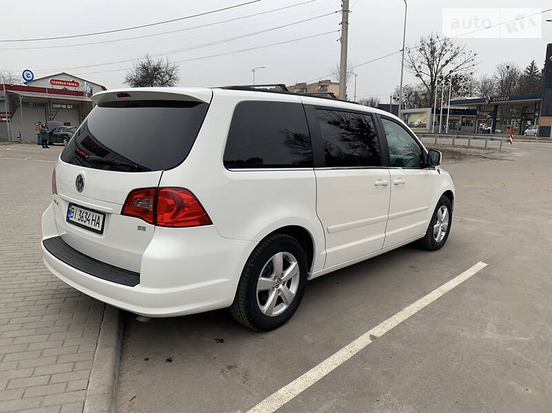Мінівен Volkswagen Routan 2010 в Полтаві фото 5 Мінівен Volkswagen Routan 2010 в Полтаві