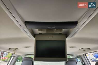 Минивэн Volkswagen Routan 2013 в 