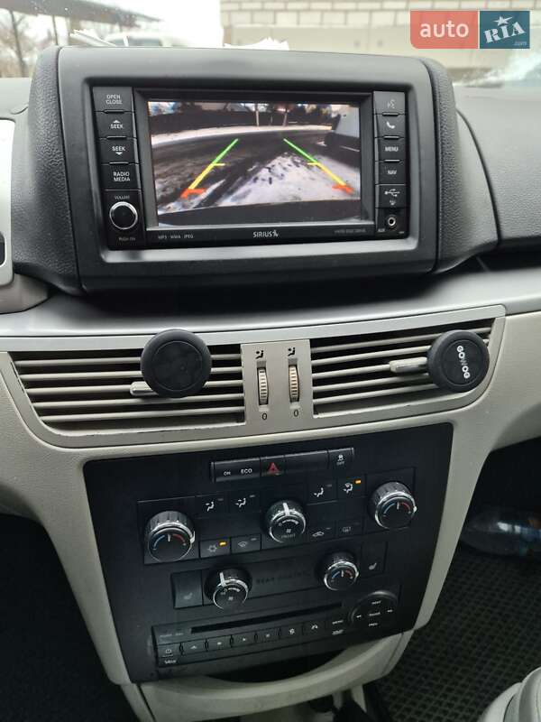 Минивэн Volkswagen Routan 2013 в Киеве