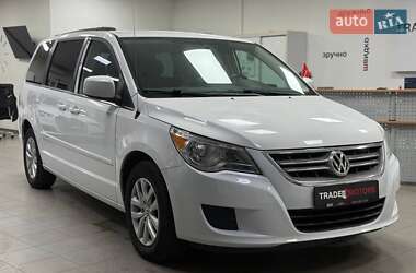 Минивэн Volkswagen Routan 2013 в Киеве
