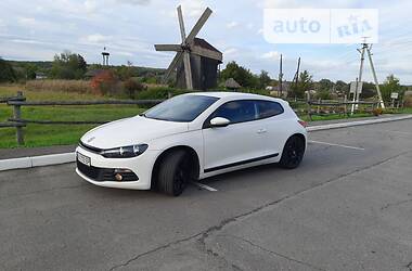 Седан Volkswagen Scirocco 2011 в Ромнах