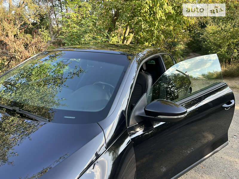 Хетчбек Volkswagen Scirocco 2010 в Тульчині