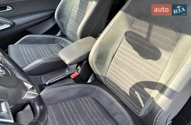 Хетчбек Volkswagen Scirocco 2011 в 