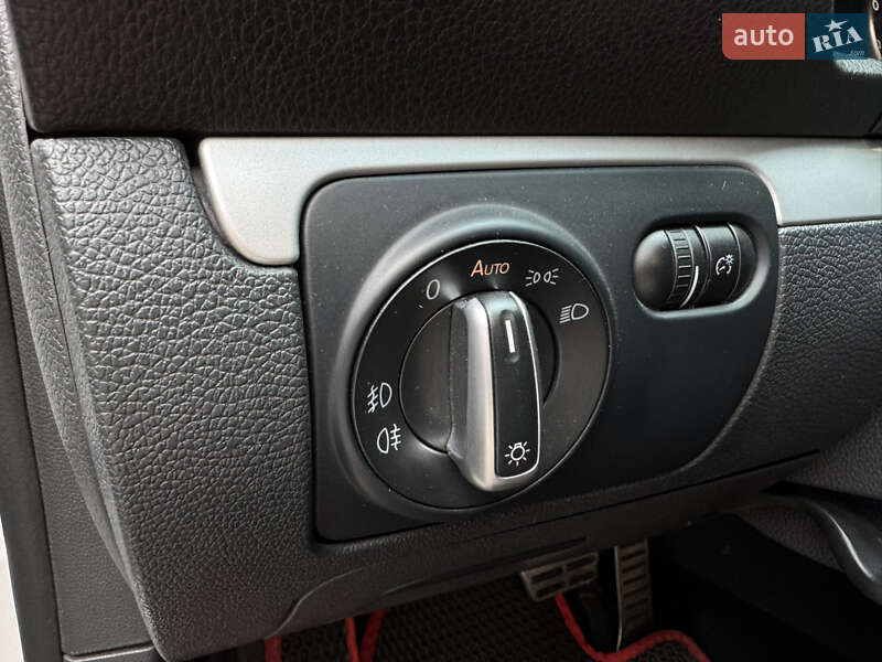 Хэтчбек Volkswagen Scirocco 2012 в Одессе