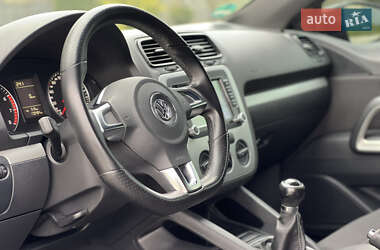 Хетчбек Volkswagen Scirocco 2009 в 