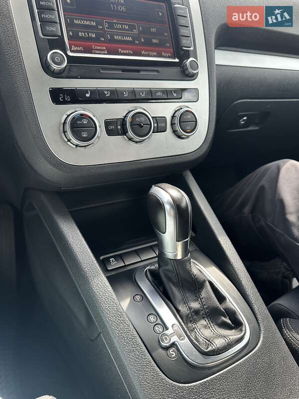 Хетчбек Volkswagen Scirocco 2012 в Рівному