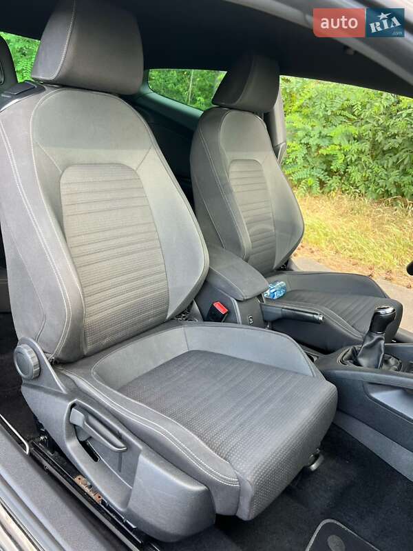 Хетчбек Volkswagen Scirocco 2010 в Дніпрі