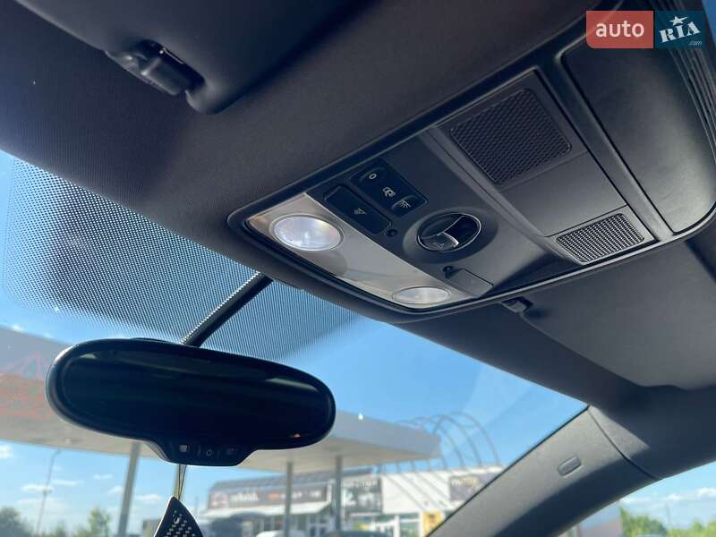 Хетчбек Volkswagen Scirocco 2008 в Ужгороді