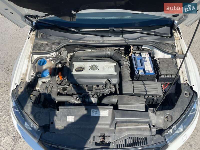 Хетчбек Volkswagen Scirocco 2008 в Ужгороді